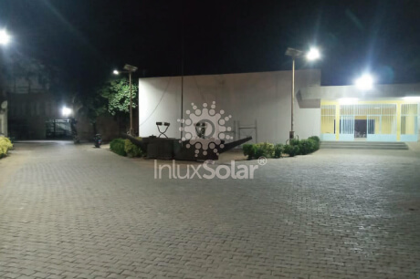 Luces solares para parque público y zona residencial en Senegal